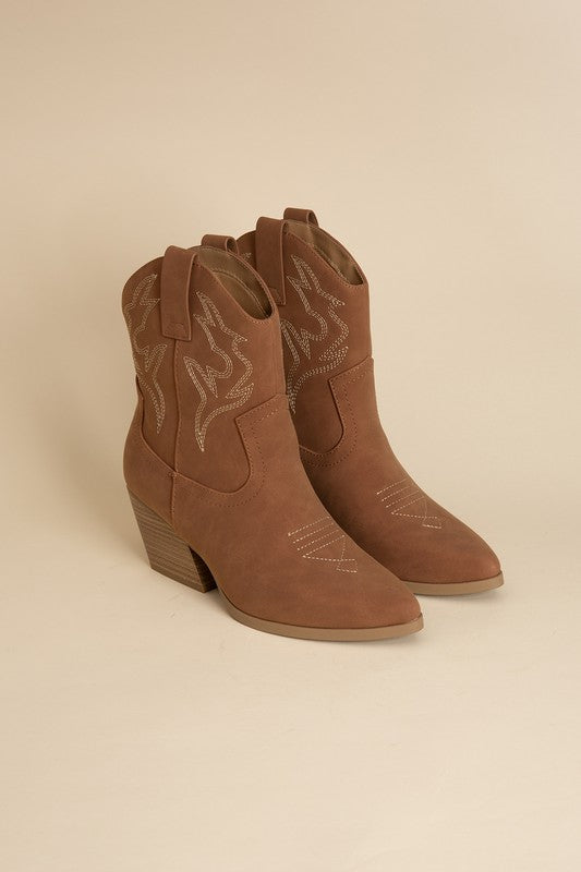 Blazing Western Boots • More Colors