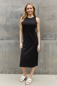 Ribbed Knit Sleeveless Midi Dress in Black
