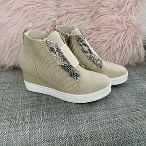 Zoey Wedge Sneaker - Beige Snake